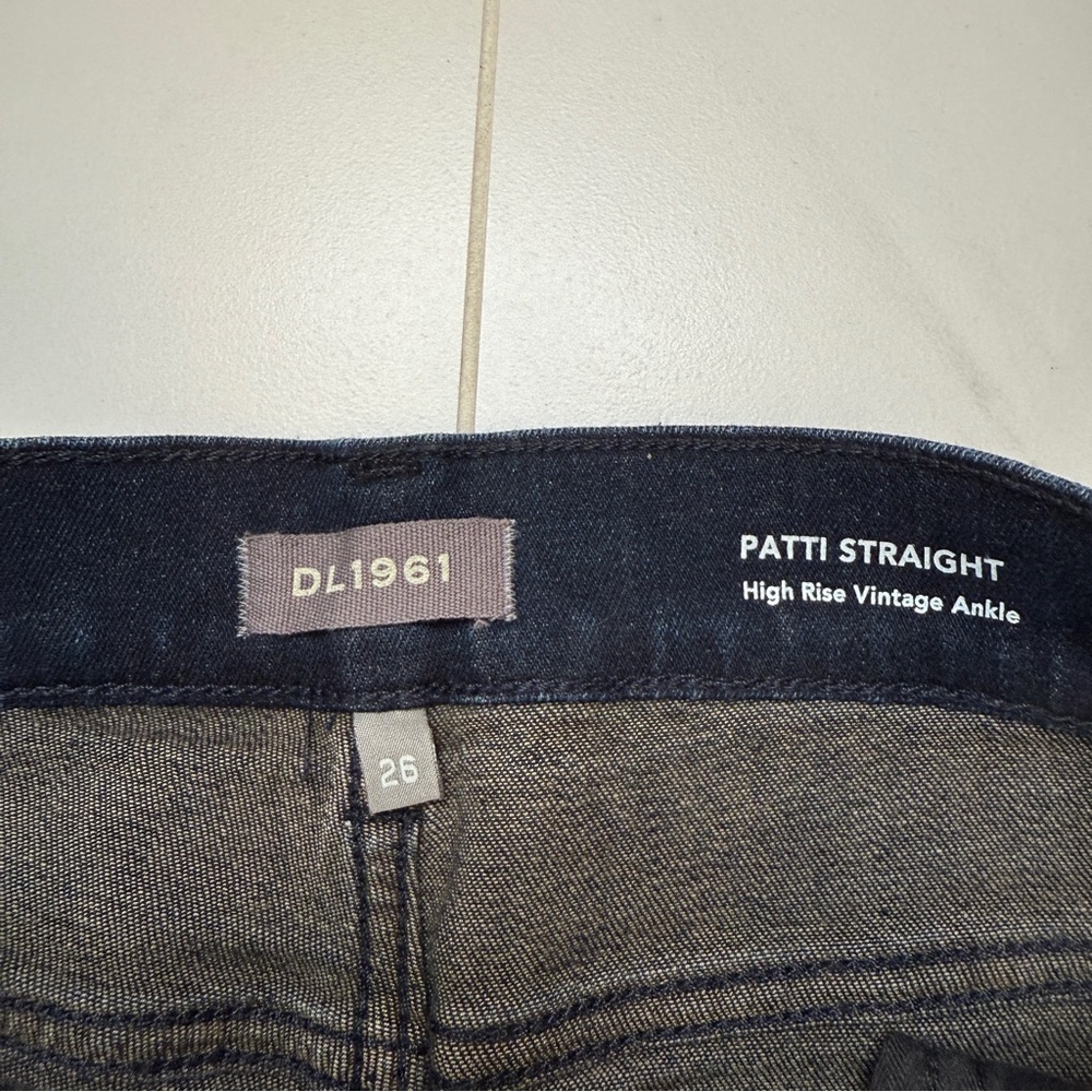 DL1961 Womens Patti Straight High Rise Vintage Ankle Jeans Sz 26 Like New - Picture 9 of 10